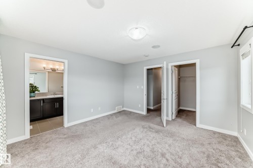 2033 Cavanagh Drive, Edmonton, AB - Indoor