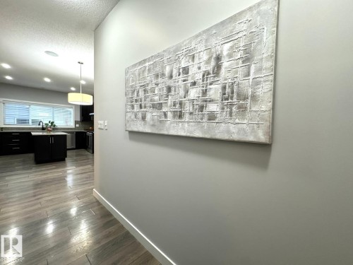 2033 Cavanagh Drive, Edmonton, AB - Indoor Photo Showing Other Room