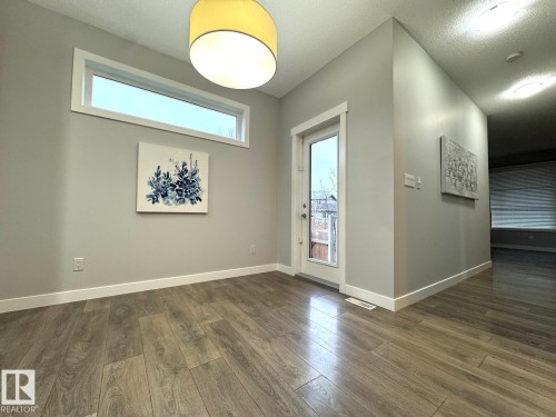 2033 Cavanagh Drive, Edmonton, AB - Indoor Photo Showing Other Room
