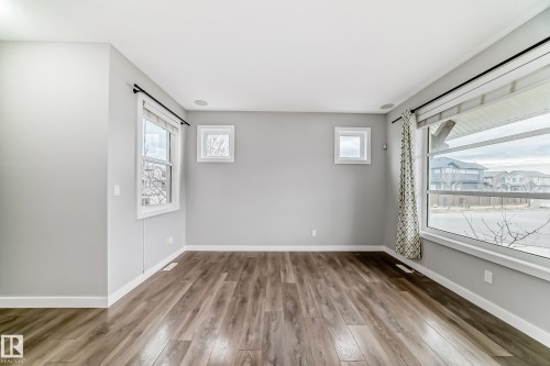 2033 Cavanagh Drive, Edmonton, AB - Indoor Photo Showing Other Room