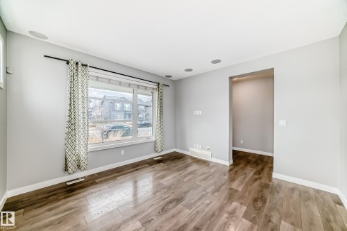 2033 Cavanagh Drive, Edmonton, AB - Indoor Photo Showing Other Room