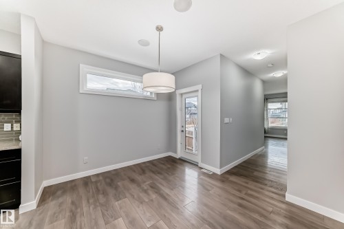 2033 Cavanagh Drive, Edmonton, AB - Indoor Photo Showing Other Room