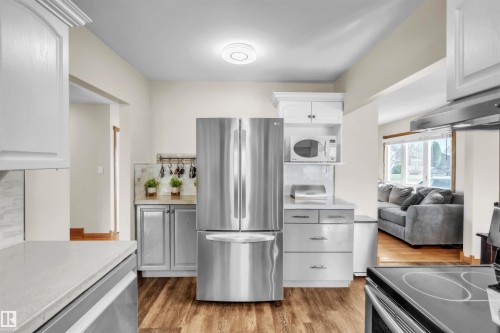4912 59 Street, Cold Lake, AB - Indoor Photo Showing Kitchen With Stainless Steel Kitchen
