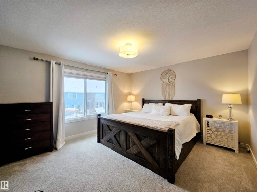 122 Joyal Way, St. Albert, AB - Indoor Photo Showing Bedroom