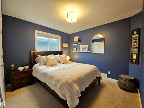 122 Joyal Way, St. Albert, AB - Indoor Photo Showing Bedroom