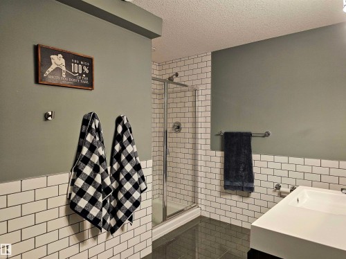 122 Joyal Way, St. Albert, AB - Indoor Photo Showing Bathroom