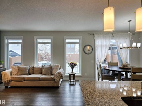 122 Joyal Way, St. Albert, AB - Indoor Photo Showing Living Room