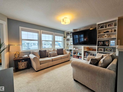 122 Joyal Way, St. Albert, AB - Indoor Photo Showing Living Room