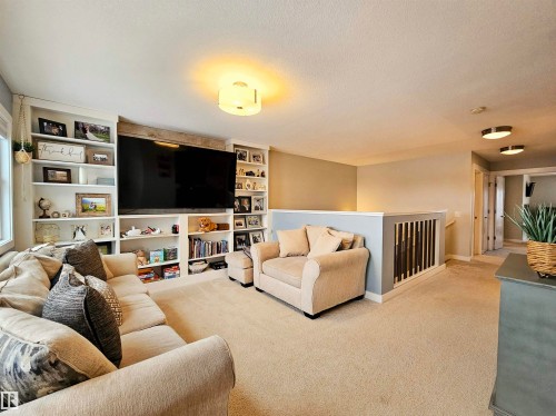 122 Joyal Way, St. Albert, AB - Indoor Photo Showing Living Room