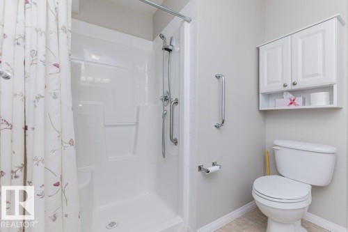 208 8802 Southfort Drive, Fort Saskatchewan, AB - Indoor Photo Showing Bathroom