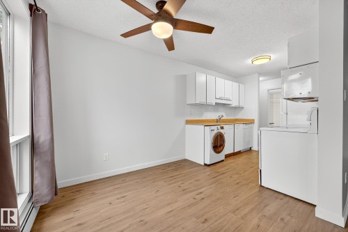 204 10829 117 Street, Edmonton, AB - Indoor Photo Showing Kitchen