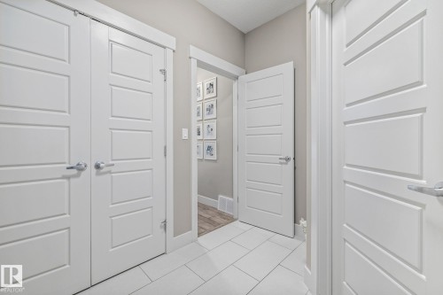 4210 Veterans Way, Edmonton, AB - Indoor Photo Showing Other Room