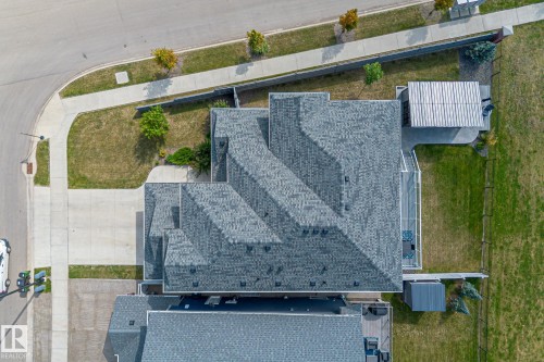 4210 Veterans Way, Edmonton, AB - Outdoor