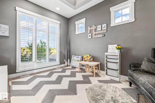 4210 Veterans Way, Edmonton, AB - Indoor