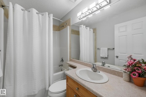 4960 191 Street, Edmonton, AB - Indoor Photo Showing Bathroom