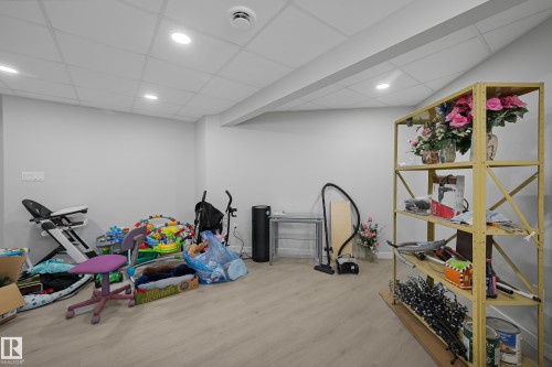 4960 191 Street, Edmonton, AB - Indoor