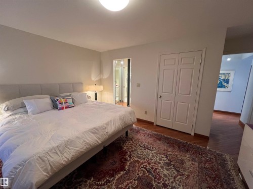 904 11503 100 Avenue, Edmonton, AB - Indoor Photo Showing Bedroom