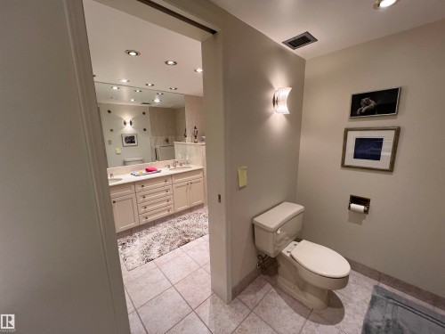 904 11503 100 Avenue, Edmonton, AB - Indoor Photo Showing Bathroom