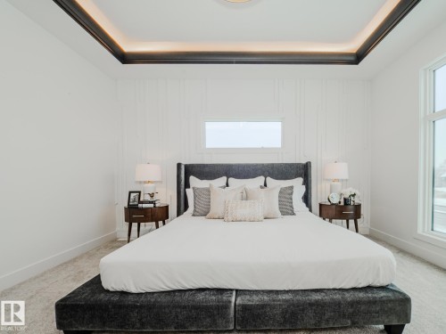 Edmonton, AB - Indoor Photo Showing Bedroom