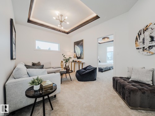 7607 98 Avenue, Edmonton, AB 