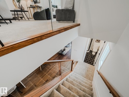 7607 98 Avenue, Edmonton, AB 