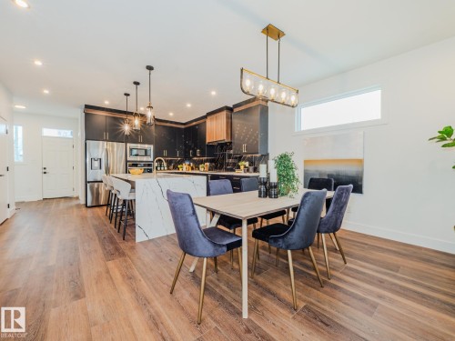 7607 98 Avenue, Edmonton, AB 