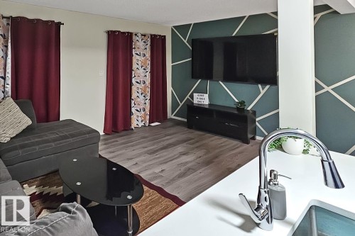 5531 163 Avenue, Edmonton, AB - Indoor