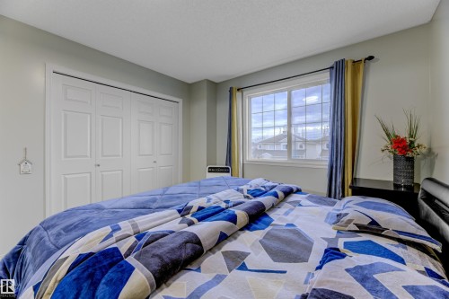 5531 163 Avenue, Edmonton, AB - Indoor Photo Showing Bedroom