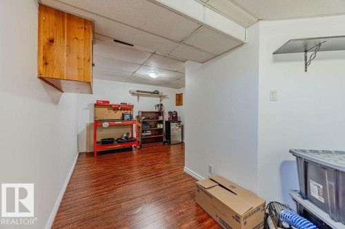 1 8005 144 Avenue, Edmonton, AB - Indoor Photo Showing Other Room