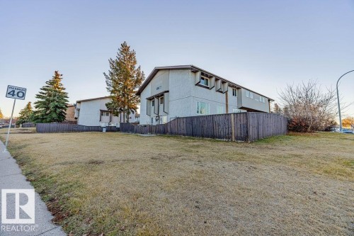 1 8005 144 Avenue, Edmonton, AB - Outdoor
