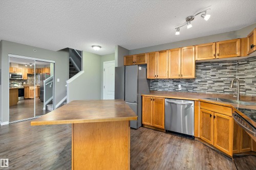 421 5350 199 Street, Edmonton, AB - Indoor Photo Showing Kitchen