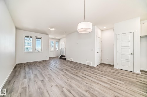6423 63 Street, Beaumont, AB - Indoor Photo Showing Other Room