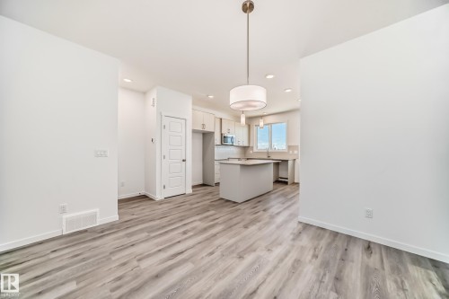 6423 63 Street, Beaumont, AB - Indoor Photo Showing Kitchen