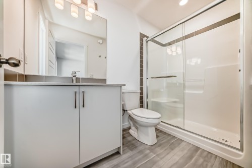 6423 63 Street, Beaumont, AB - Indoor Photo Showing Bathroom