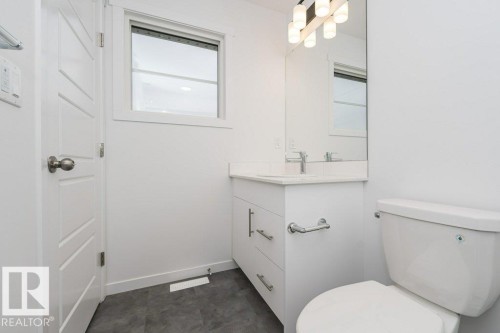 6423 63 Street, Beaumont, AB - Indoor Photo Showing Bathroom