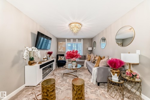 2012 200 Street, Edmonton, AB - Indoor Photo Showing Living Room