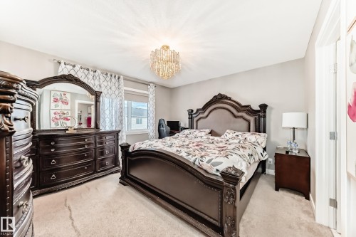 2012 200 Street, Edmonton, AB - Indoor Photo Showing Bedroom