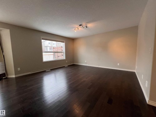 1117 59A Street, Edmonton, AB - Indoor Photo Showing Other Room