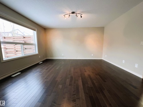 1117 59A Street, Edmonton, AB - Indoor Photo Showing Other Room
