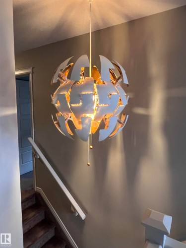 1117 59A Street, Edmonton, AB - Indoor Photo Showing Other Room