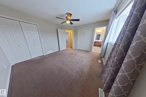 1117 59A Street, Edmonton, AB - Indoor