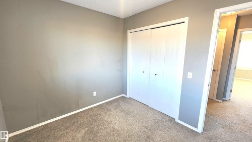 5063 Stanton Drive, Edmonton, AB - Indoor Photo Showing Other Room