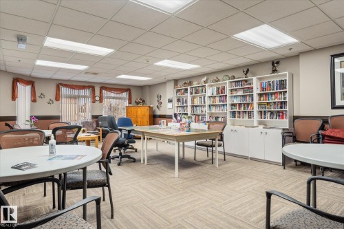 114 2011 137 Avenue, Edmonton, AB - Indoor