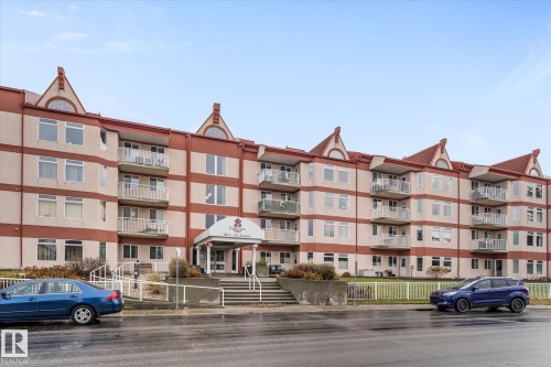 114 2011 137 Avenue, Edmonton, AB - Outdoor With Facade