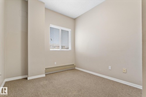 114 2011 137 Avenue, Edmonton, AB - Indoor Photo Showing Other Room