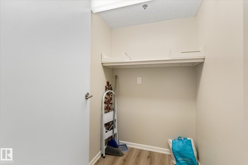 114 2011 137 Avenue, Edmonton, AB - Indoor