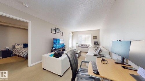 313 636 Mcallister Loop, Edmonton, AB - Indoor