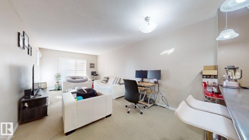 313 636 Mcallister Loop, Edmonton, AB - Indoor