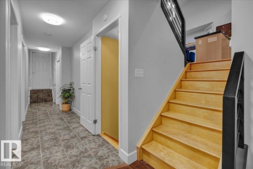 1144 Wedgewood Boulevard, Edmonton, AB - Indoor Photo Showing Other Room