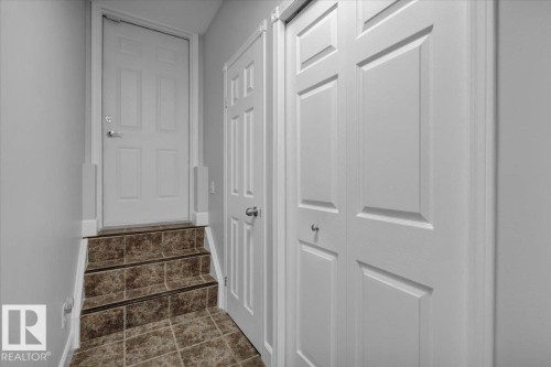 1144 Wedgewood Boulevard, Edmonton, AB - Indoor Photo Showing Other Room